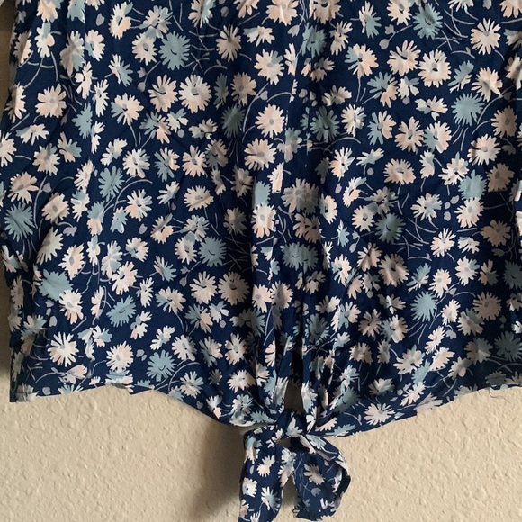 Madewell floral tie blouse - Picture 2 of 5
